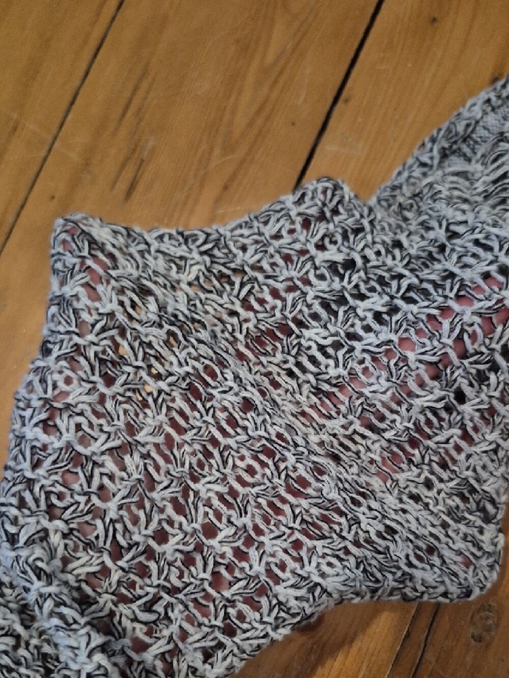 Light Summer Sweater - Picture 4 of 4